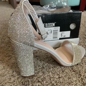 De Blossom Sparkly Heels